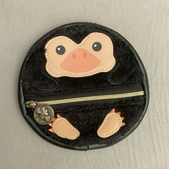 Niffler Coin Purse Harry Potter Fantastic Beasts Newt Scamander Wizard Hogwarts - Picture 3 of 6